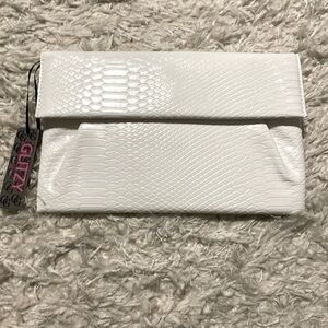 Women's White Faux Leather Croc Front Flap Clutch Purse Chain Crossbody Strap